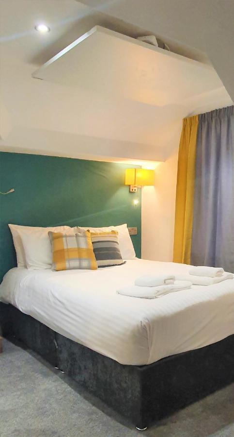 Bath Road Apartments Swindon Extérieur photo