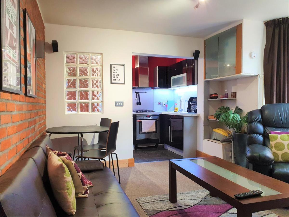 Bath Road Apartments Swindon Extérieur photo