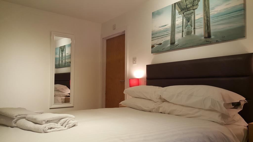 Bath Road Apartments Swindon Chambre photo